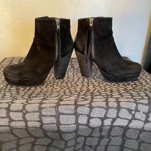 Steve Madden Stacked Heel/Platform Ankle Booties, Black sz 6.5